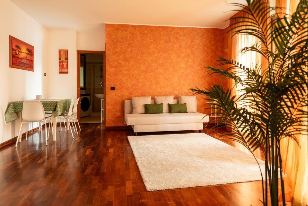 Attico Vicino Milano, Mxp, Rho Fiera Apartment Busto Arsizio Exterior photo