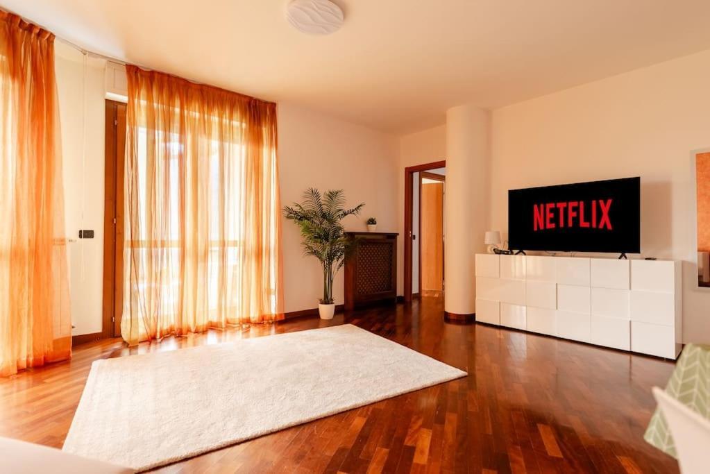 Attico Vicino Milano, Mxp, Rho Fiera Apartment Busto Arsizio Exterior photo